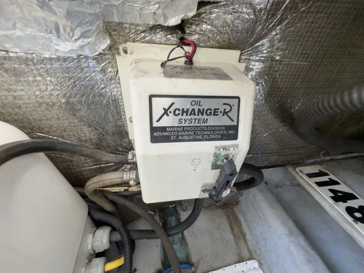 Bay Cruzin Yacht Photos Pics Oil change system in a 2004 Mainship Pilot 34 yacht.