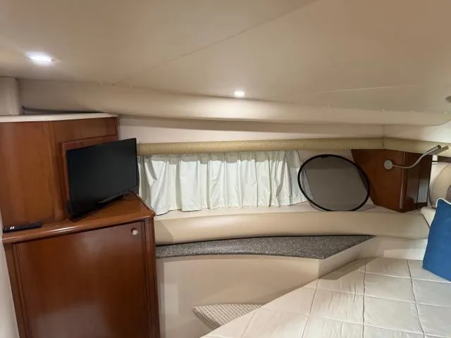 Charlie Girl Yacht Photos Pics 