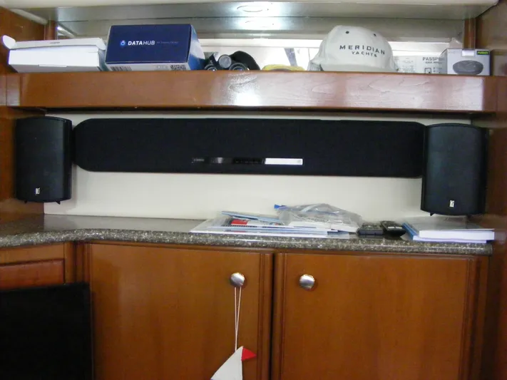 Charlie Girl Yacht Photos Pics 