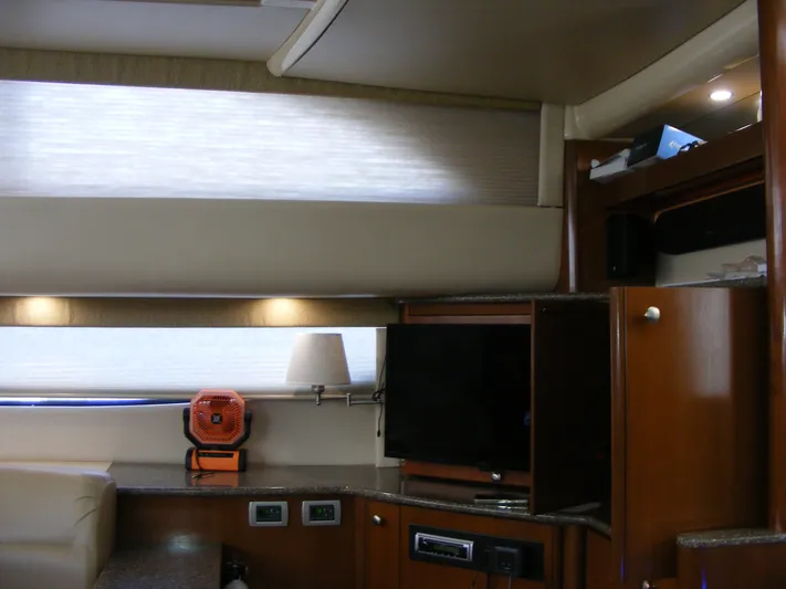 Charlie Girl Yacht Photos Pics 