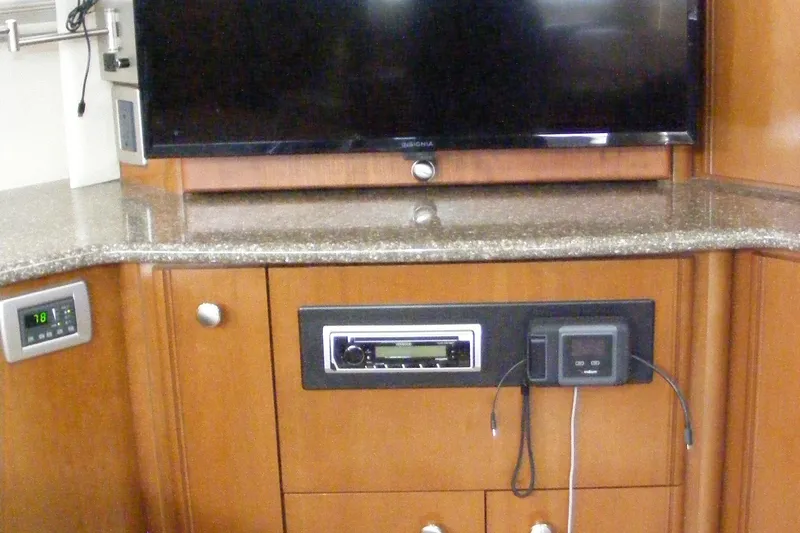 Charlie Girl Yacht Photos Pics 