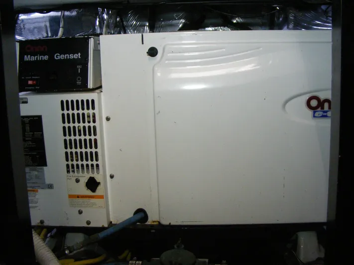 Charlie Girl Yacht Photos Pics 