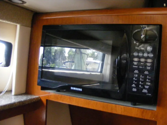 Charlie Girl Yacht Photos Pics 