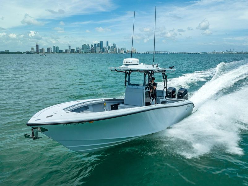 2021 Yellowfin 29