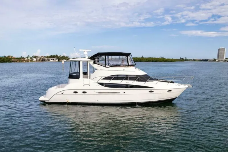 M&m Yacht Photos Pics 