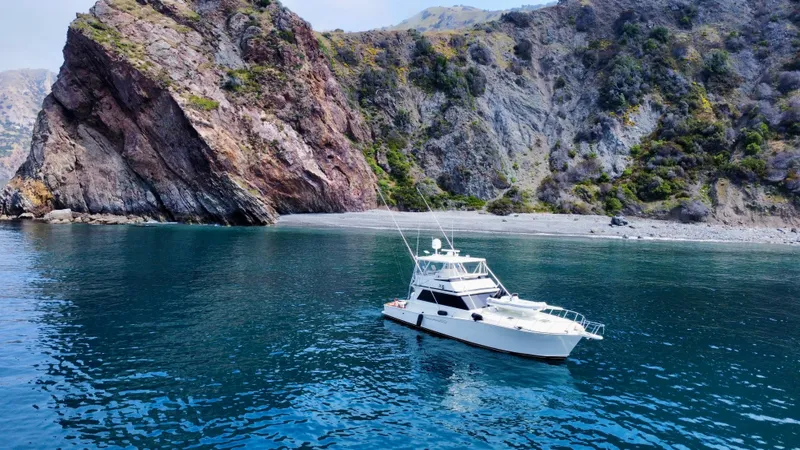 Chum Change Yacht Photos Pics 