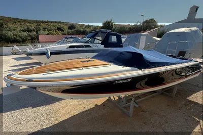 2011 Chris-Craft Corsair 28