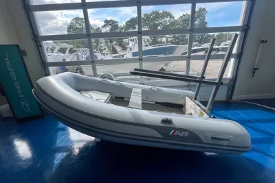 AB Inflatables 9.5AL