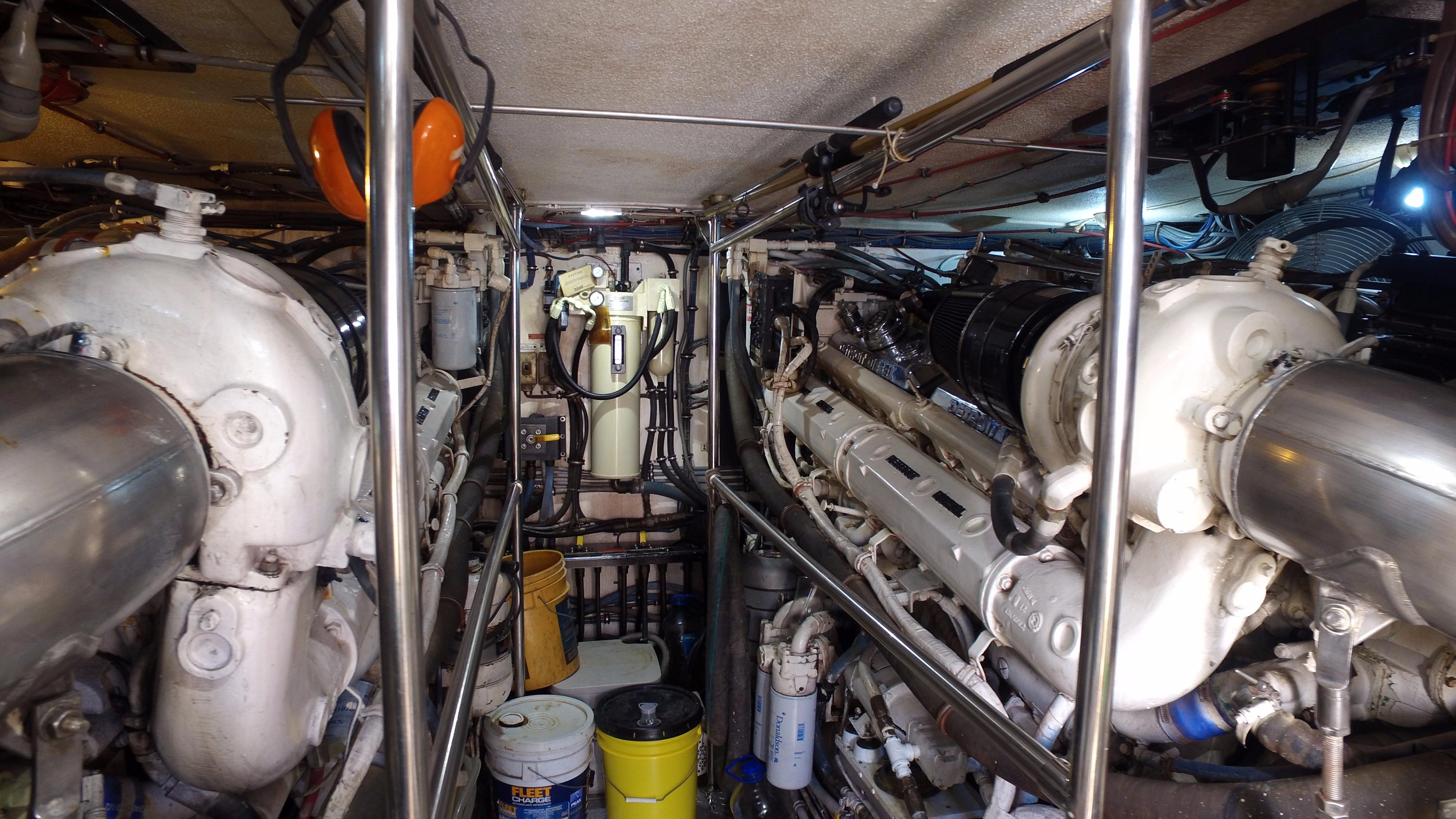 1994 Hatteras Enclosed Fly Bridge Sport Fishing for sale YachtWorld