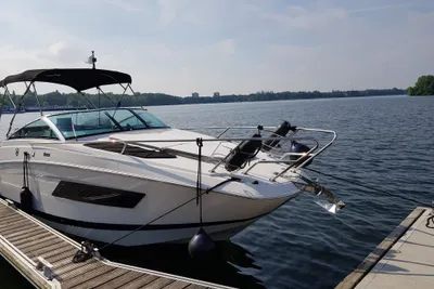 2016 Four Winns V255