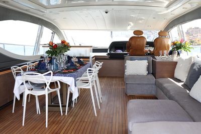 Yacht