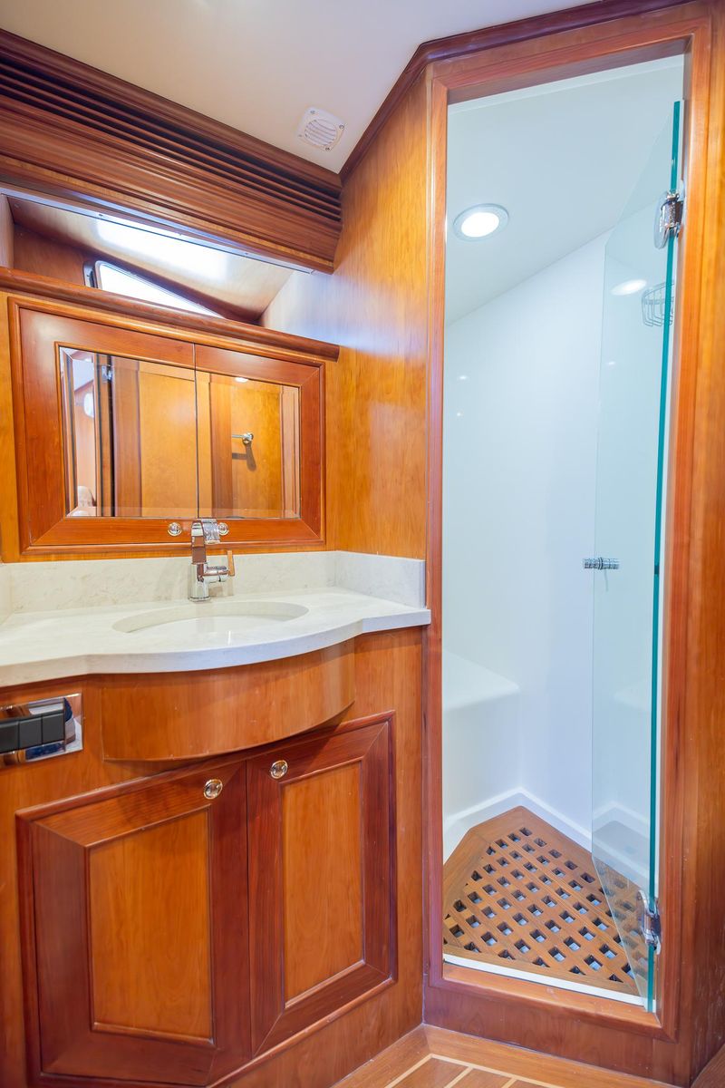 2005 Outer Reef Yachts 73 