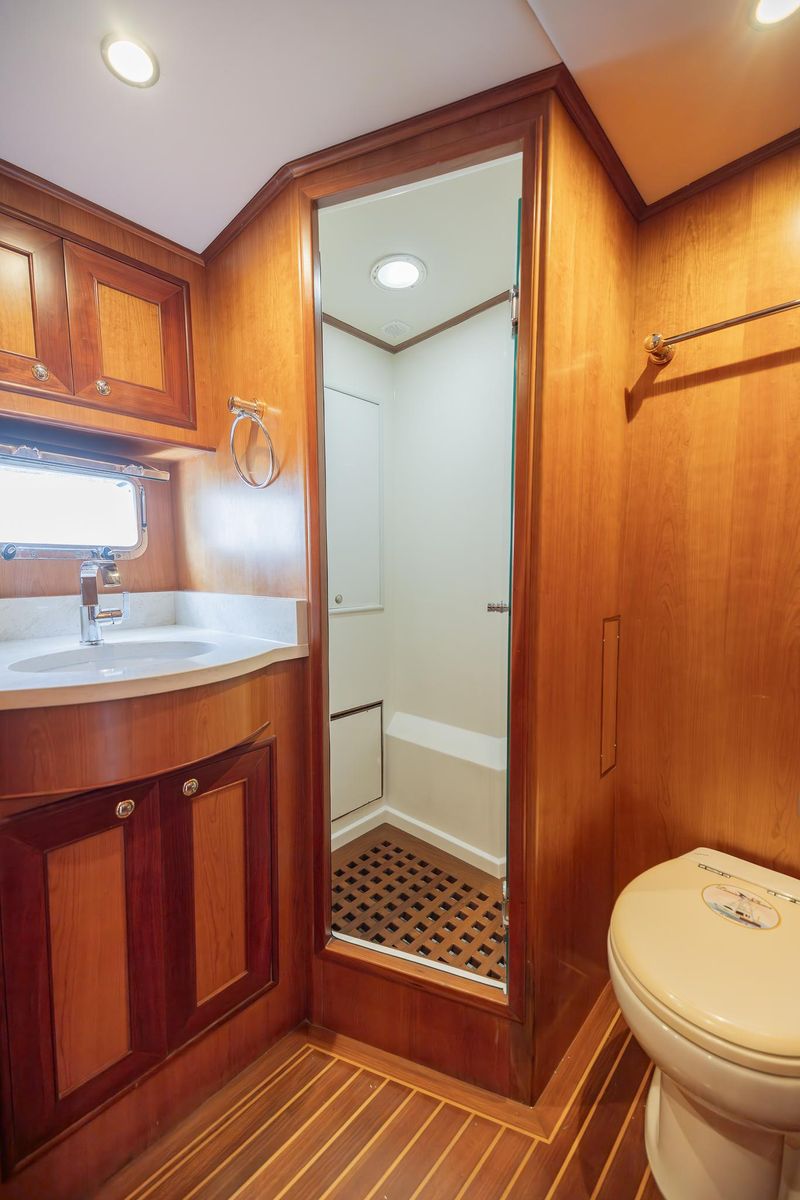 2005 Outer Reef Yachts 73 