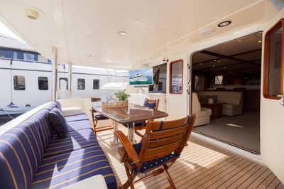 Yacht