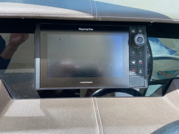 Chasing The Sun Yacht Photos Pics 