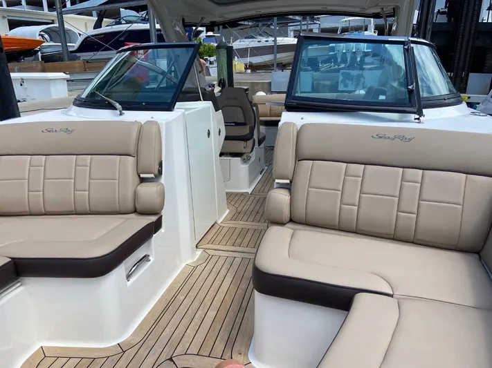 Chasing The Sun Yacht Photos Pics 