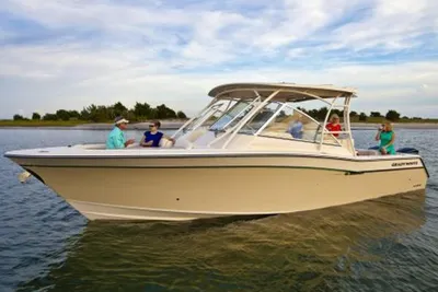 Grady-White Freedom 335