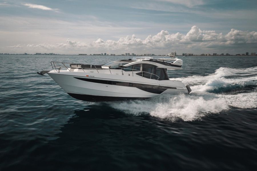 2019 Galeon 470 Sky