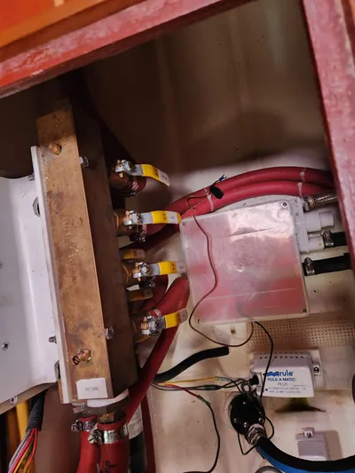 Ginger Snap Yacht Photos Pics 