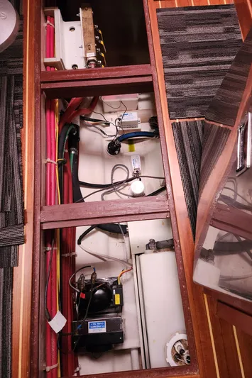 Ginger Snap Yacht Photos Pics 