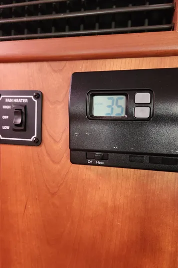 Ginger Snap Yacht Photos Pics 