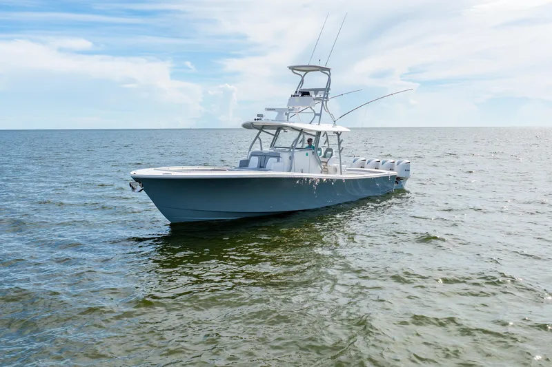  Yacht Photos Pics 2018 Regulator 41 boat on open water under a clear sky.