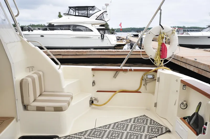 Ginger Snap Yacht Photos Pics 