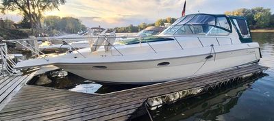 1997 Regal 402 Commodore