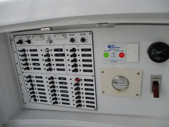 Barratuna Yacht Photos Pics 