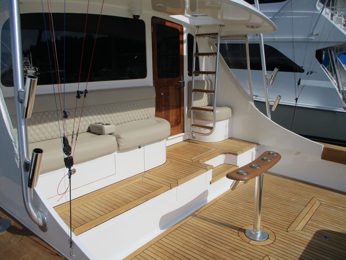 2008 Custom Carolina 53 
