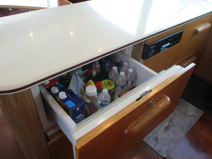 Barratuna Yacht Photos Pics 