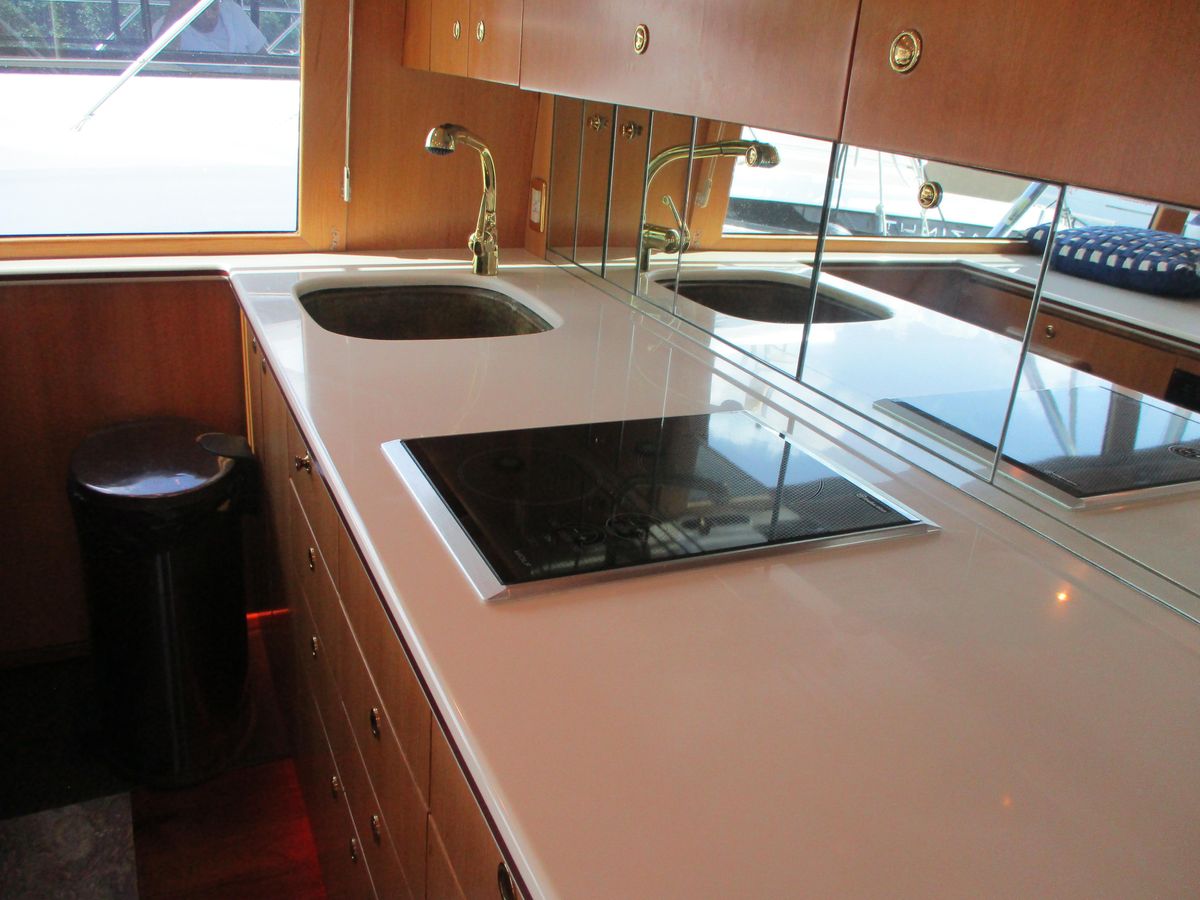 2008 Custom Carolina 53 
