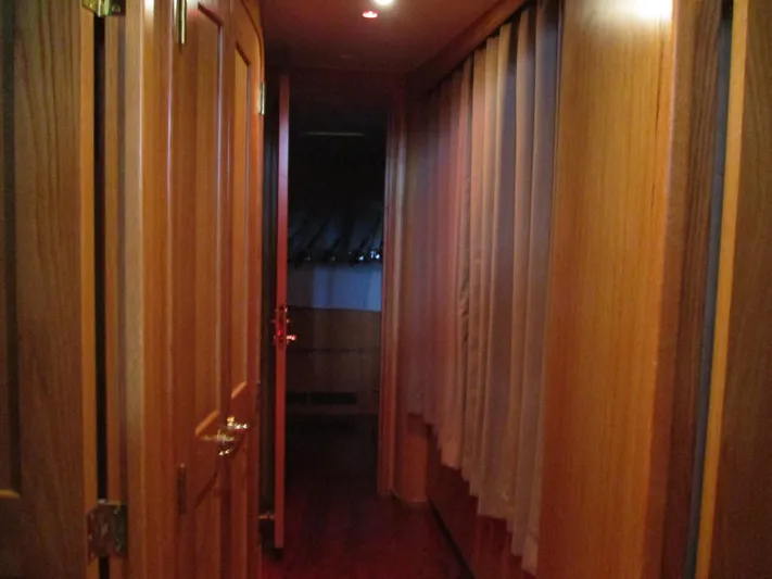 Barratuna Yacht Photos Pics 