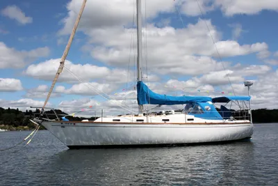 Tartan 37
