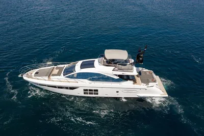 2018 Azimut S7