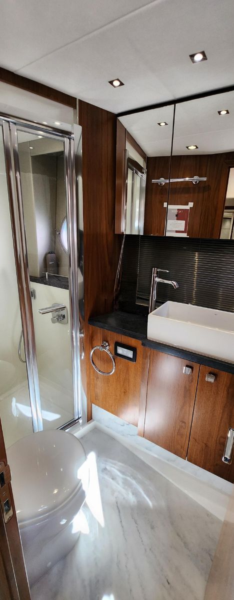 2018 Sunseeker 57 