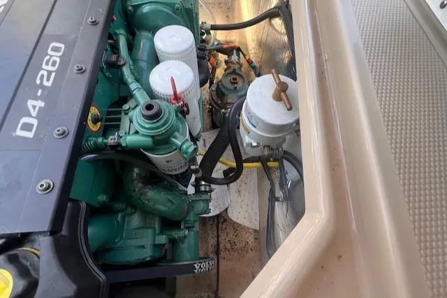 Windless Yacht Photos Pics Engine compartment of a 2016 Ranger Tugs R-29 S Tug, featuring a D4-260 engine.