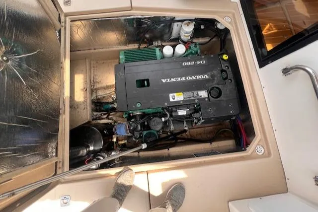 Windless Yacht Photos Pics Engine compartment of 2016 Ranger Tugs R-29 S Tug with Volvo Penta engine.