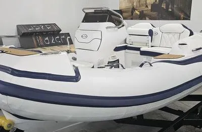 Walker Bay Generation 12 Dlx