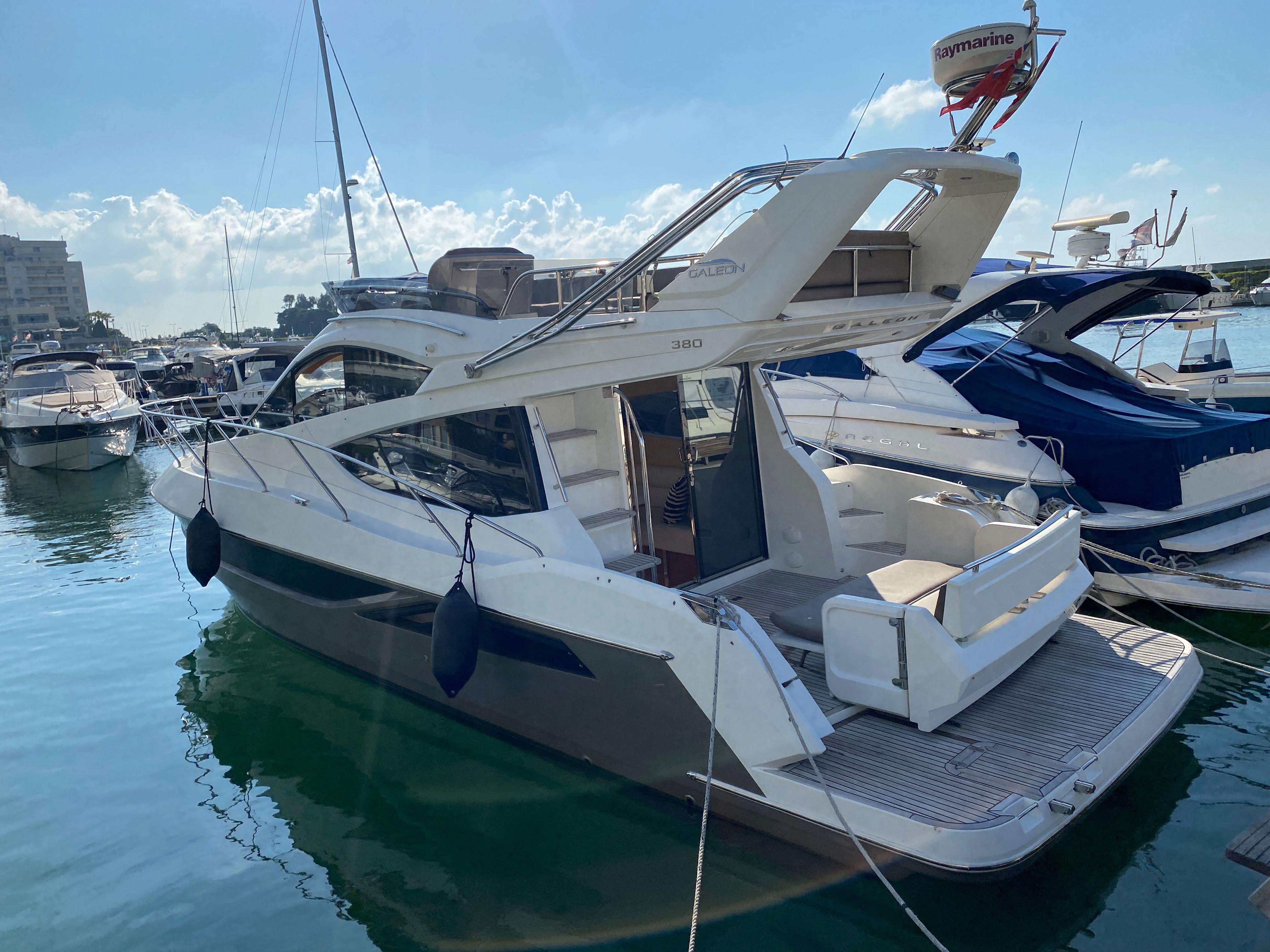 Galeon 380 Fly | 12m | 2012 | Boats and Outboards