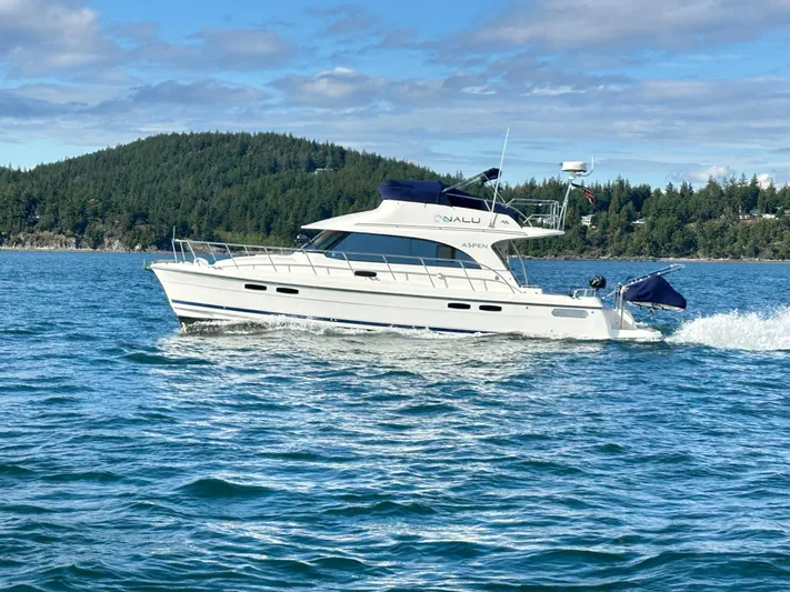 Nalu Yacht Photos Pics 