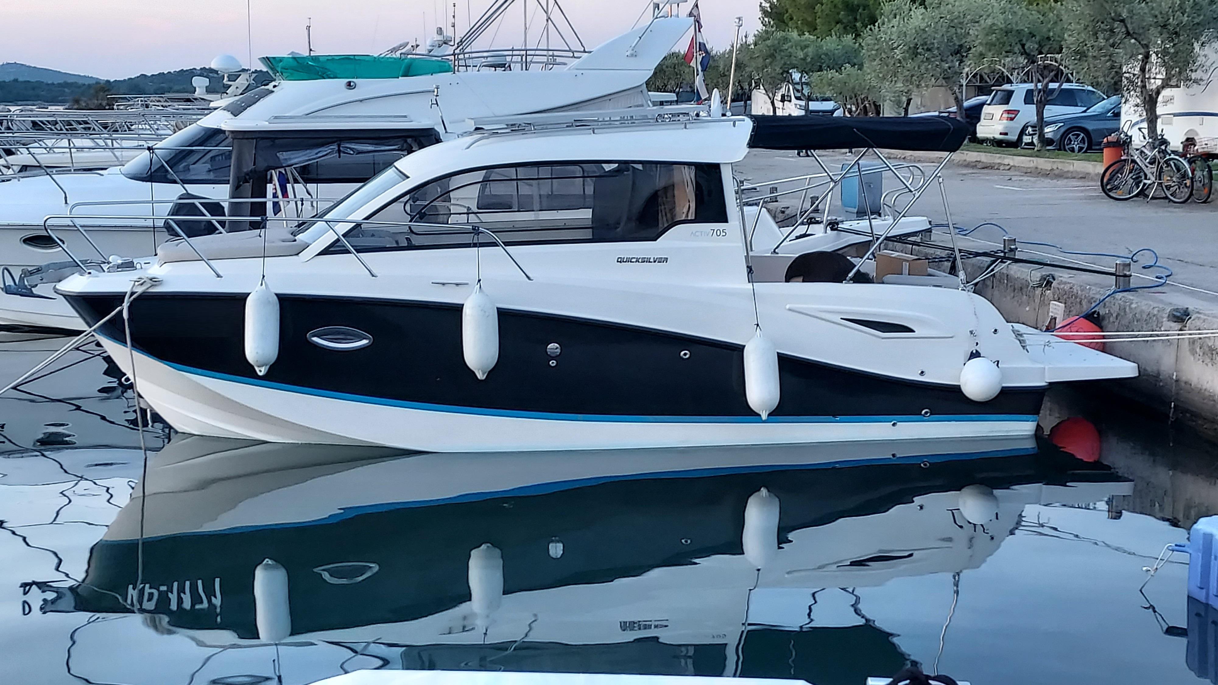 Quicksilver 705 ACTIVE | 2012 | 8m | Boatshop24