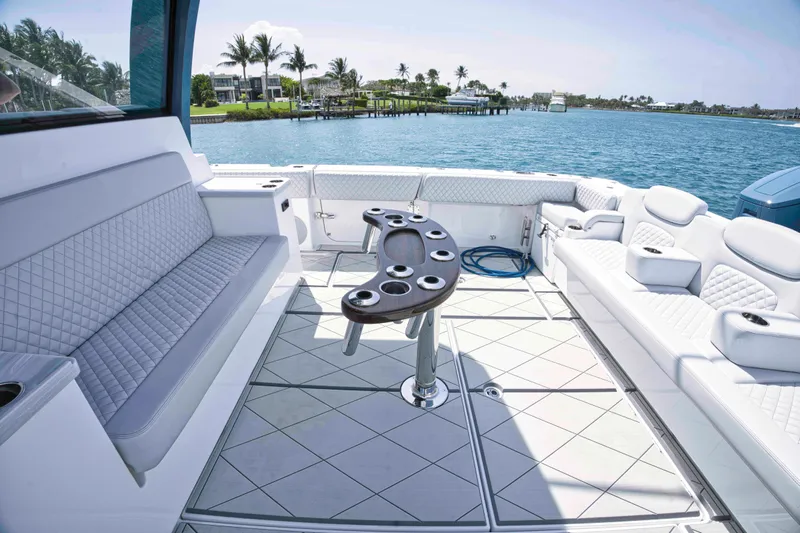 Bushwacked Yacht Photos Pics 