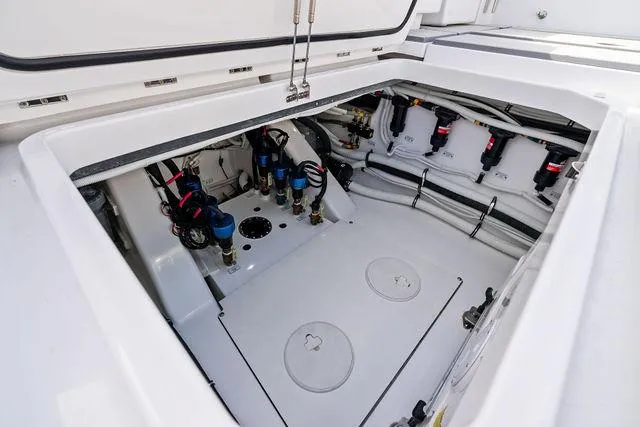 Bushwacked Yacht Photos Pics 