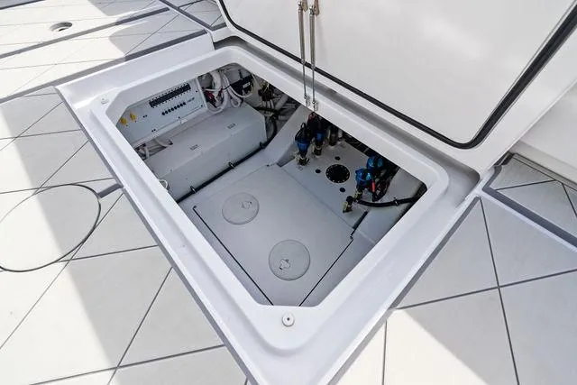 Bushwacked Yacht Photos Pics 