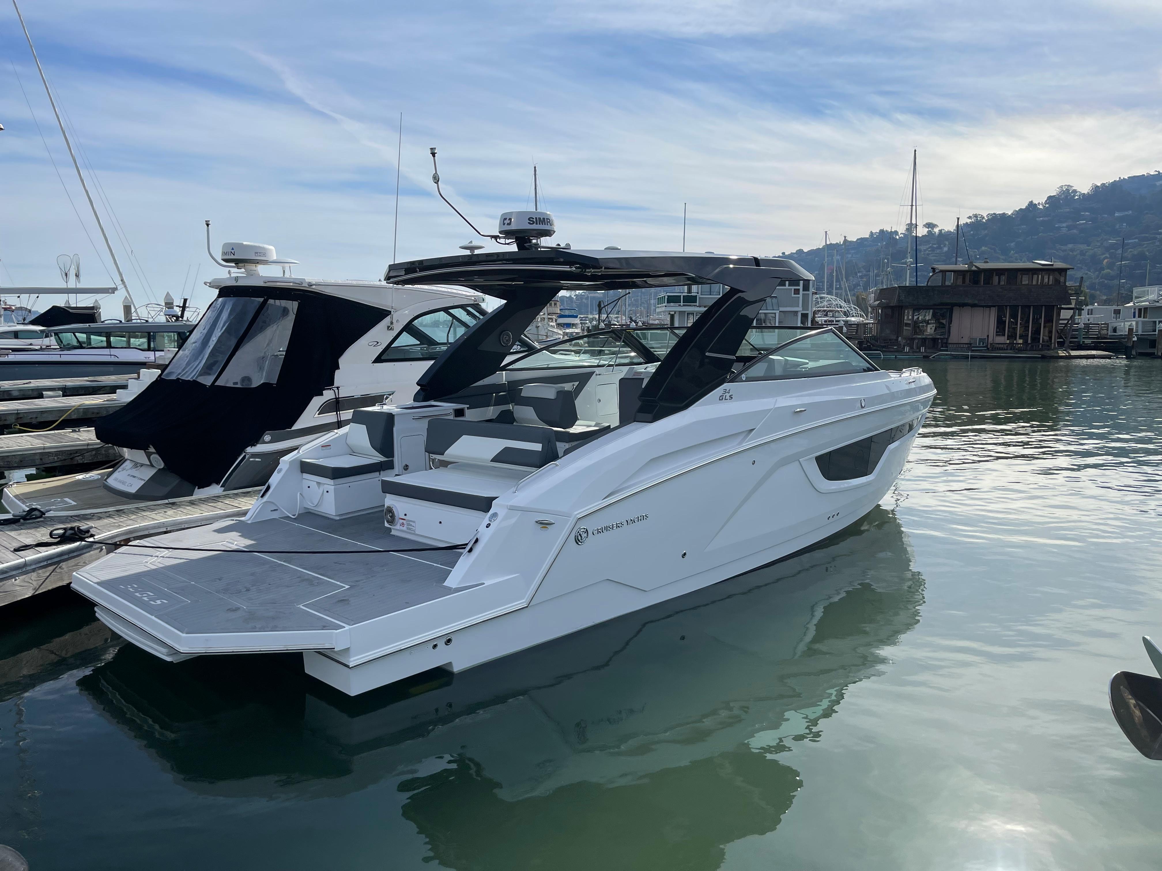 34 foot cruiser yacht