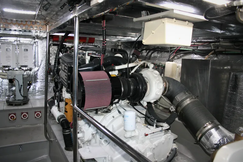 Dos Anzuelos Yacht Photos Pics Starboard Motor