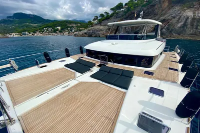 2017 Lagoon 630