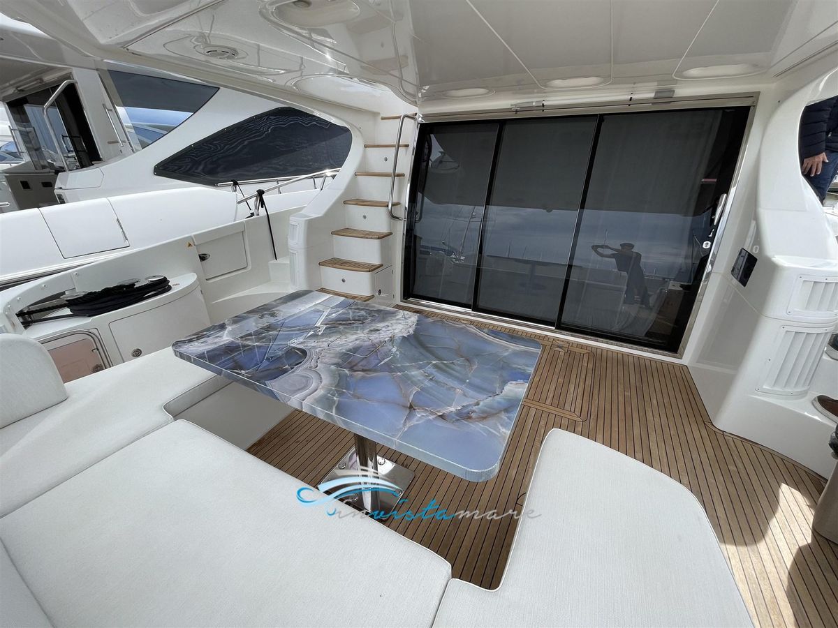 2013 Azimut 63 