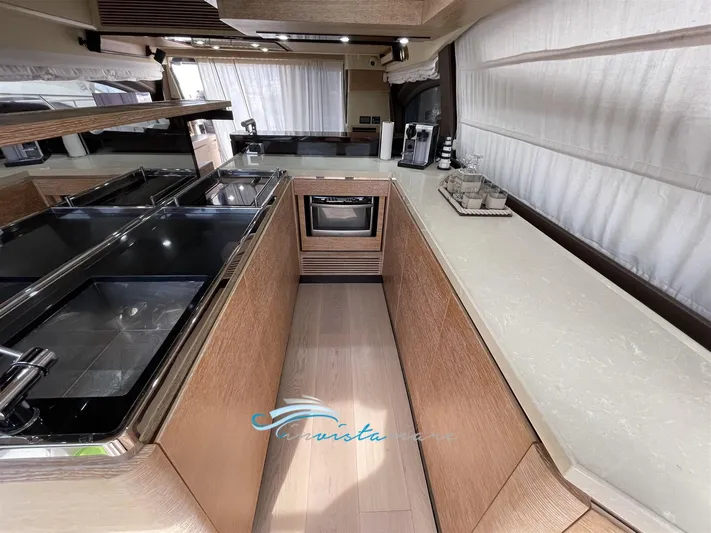  Yacht Photos Pics Az 64 cucina